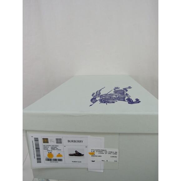 BURBERRY STINGRAY GRAY RUBBER CHECK WITH CHARM LOGO SANDALS SLIDES 8 41 ITALY - Picture 16 of 16